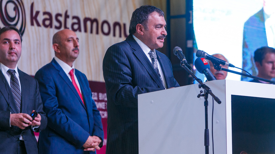 Ruslar'ın derdine Türkler deva olacak!