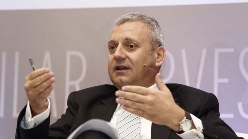 "Bu adamlar karları düşüyor diye çok ağlıyorlar…"