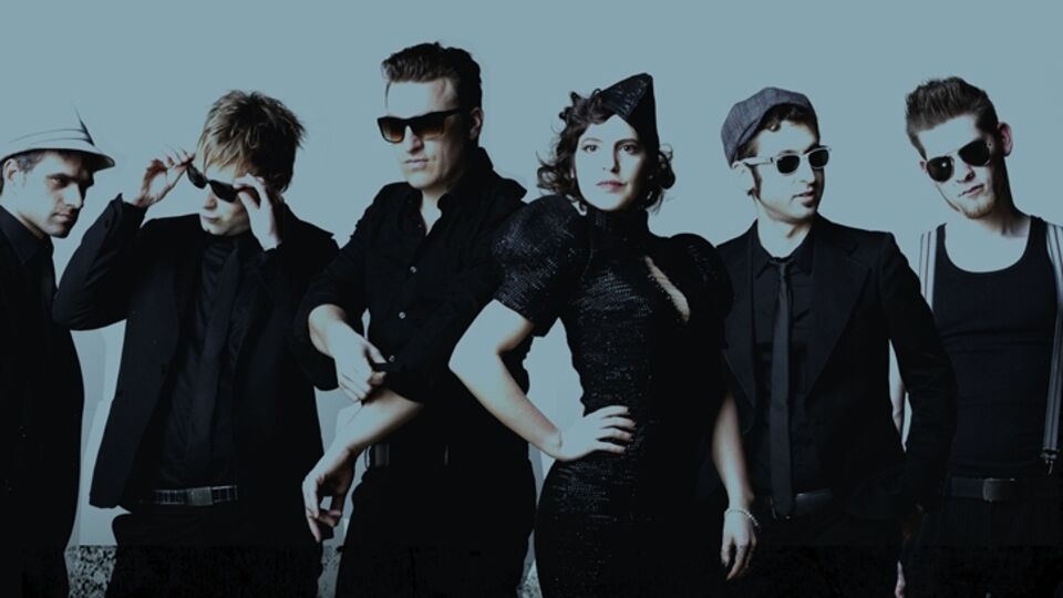 Parov Stelar ve Oi Va Voi geliyor!