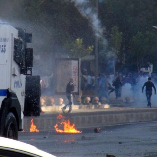 Olaylı IŞİD protestosu