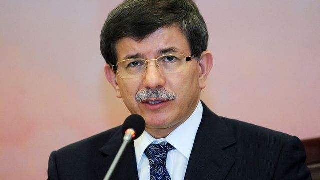 Başbakan Davutoğlu Fatih Camii'nde