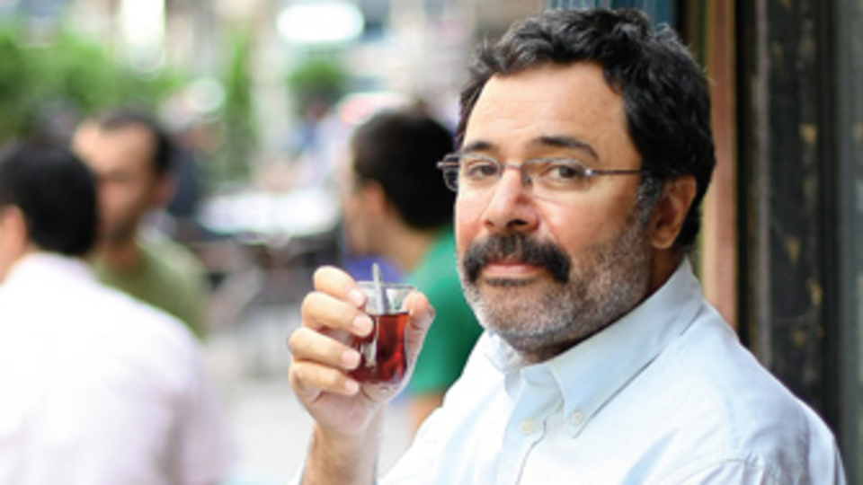 'Yemek romanın çeşnilerindendir'