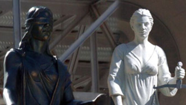 Hangisi doğru heykel?