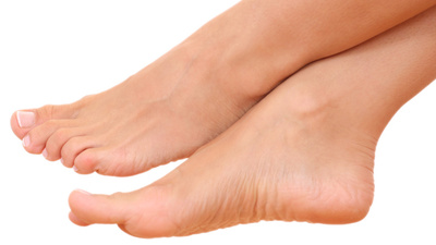 "Kadınlar ayak bileklerini küçülttürüyor"