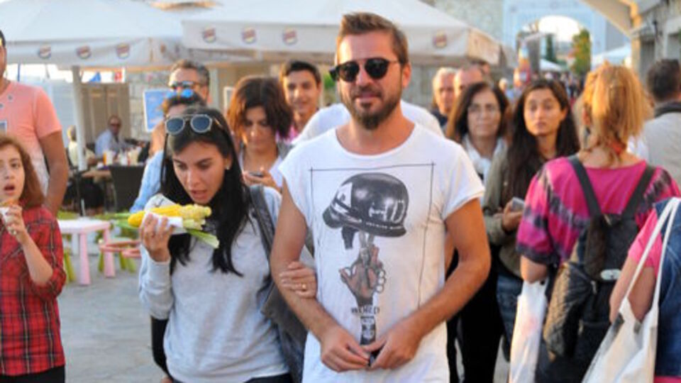 Çeşme'de mutluluk pozu