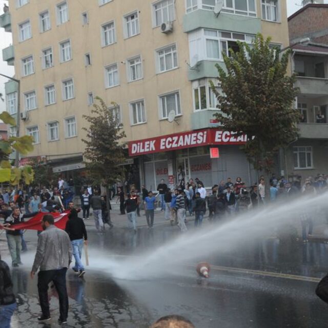 Sultangazi'de polis müdahale etti