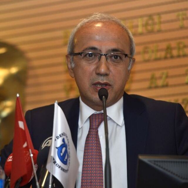 Bakan Elvan'dan Twitter açıklaması