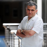 Ruşen Çakır, Vatan'dan ayrıldı!