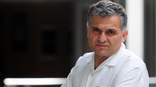 Ruşen Çakır, Vatan'dan ayrıldı!