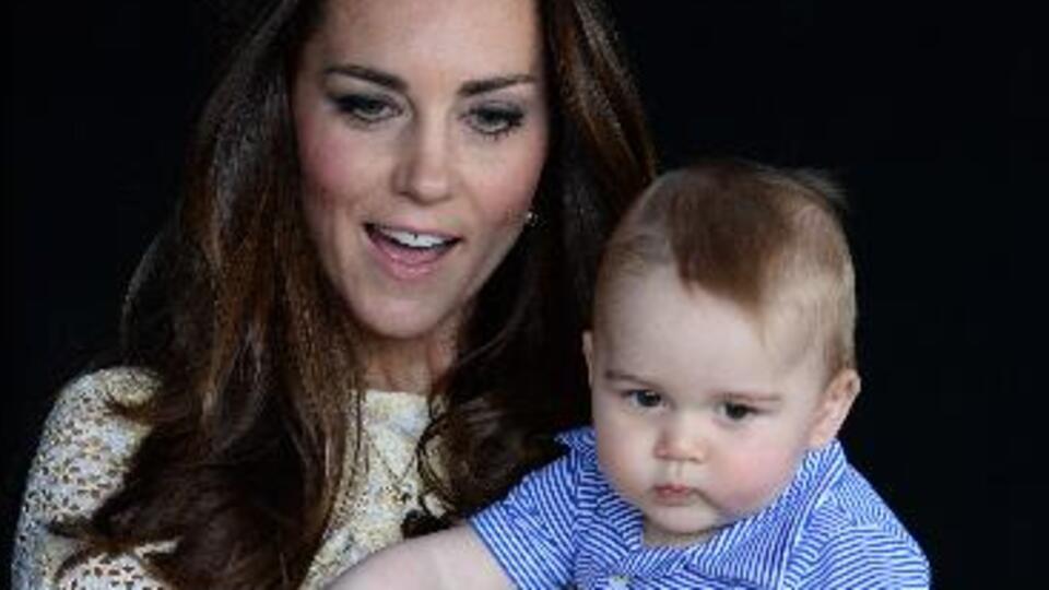 Kate Middleton, oğlunu da alıp baba evine "sığındı"