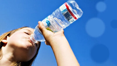 Su yerine tiner içince zehirlendi