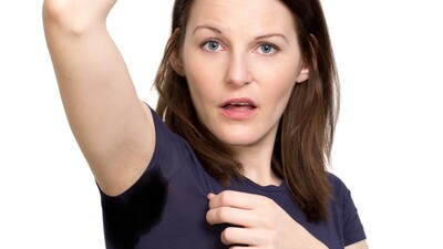 Aşırı terleyenler dikkat!