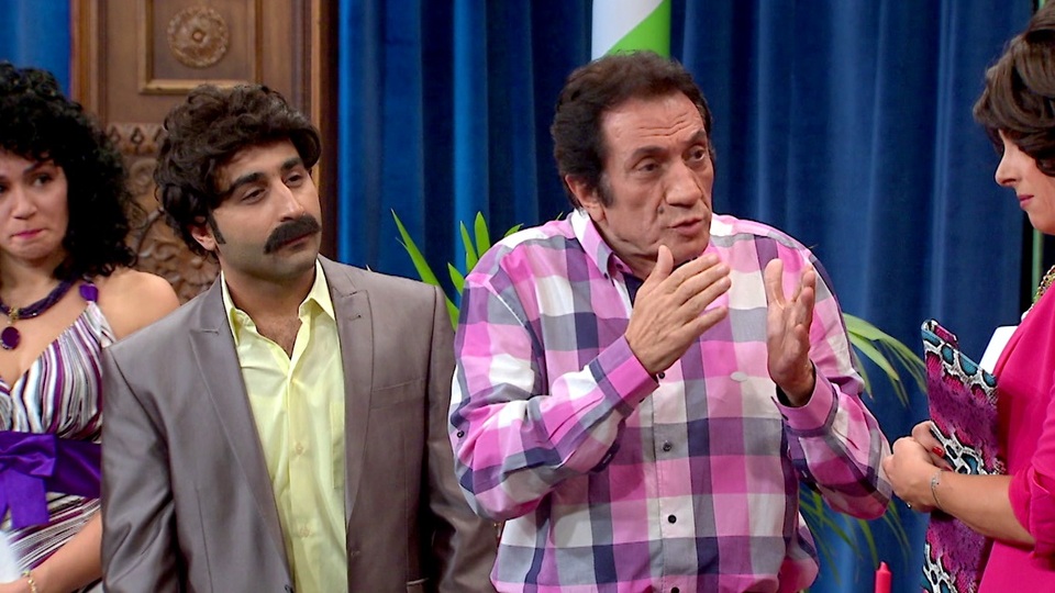 İzzet Altınmeşe Güldür Güldür Show sahnesinde!