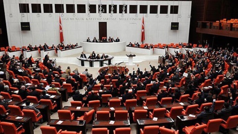 İç Güvenlik Paketi beklenirken vandalizme karşı 'acil paket' geldi