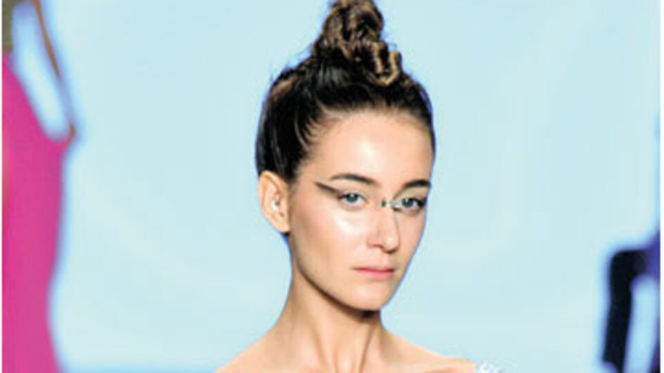 Türk mankenler para kazanıyor mu?