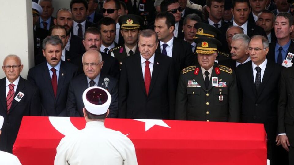 Doğan Güreş son yolculuğuna uğurlandı