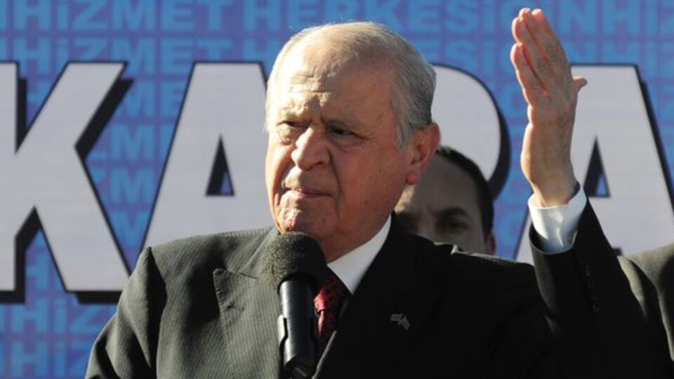 Bahçeli'den çok sert akil insanlar çıkışı