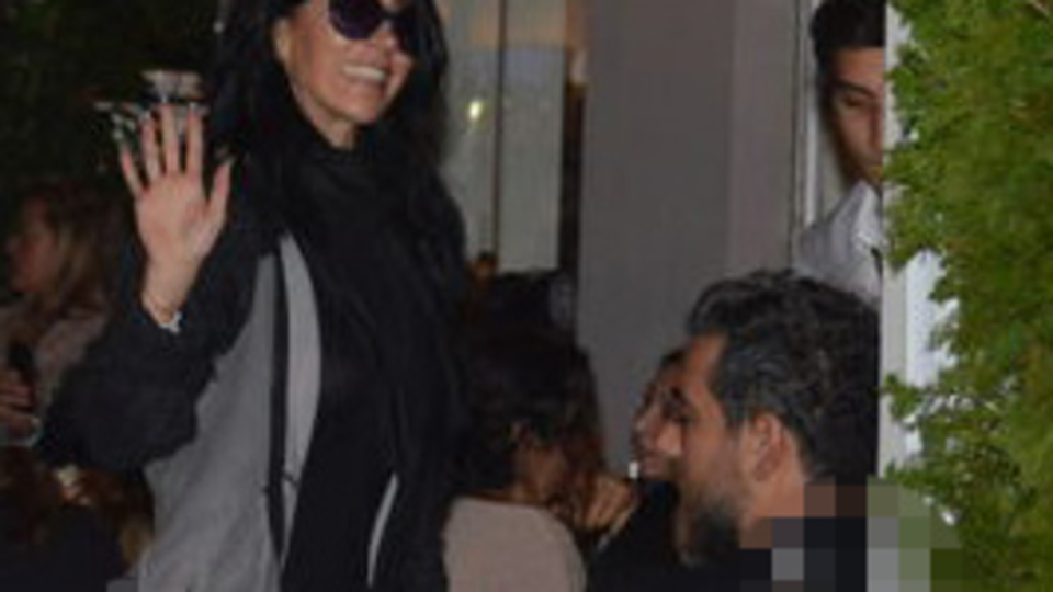 Hande gecelere aktı!