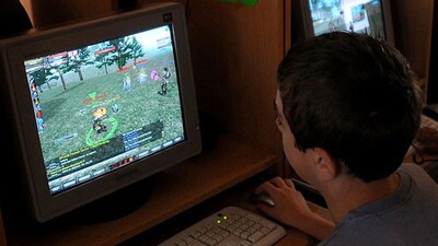 14 yaşındaki çocuk bilgisayar başında öldü!