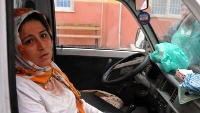 Bacağındaki saçmalarla hastane hastane dolaştı!