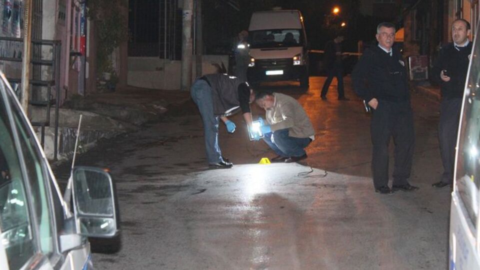 İzmir'de sokak ortasında infaz