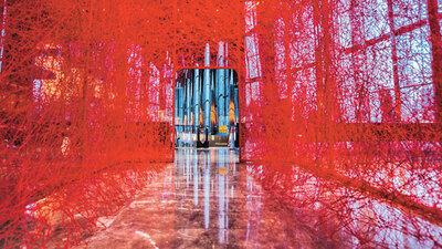 Shiota, İstanbul'daki 'İlk Ev'ini kurdu