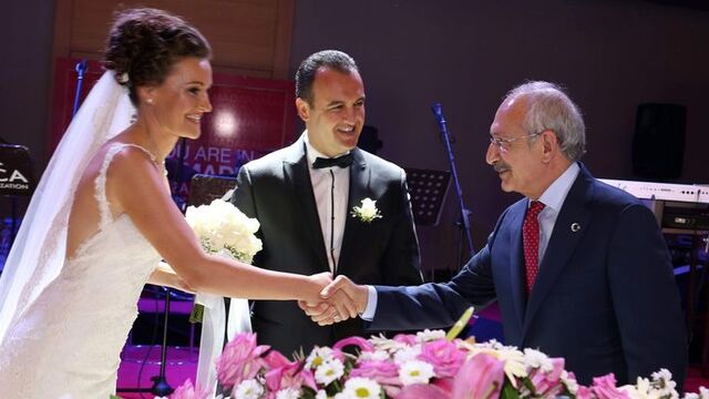 Kılıçdaroğlu nikah şahidi oldu