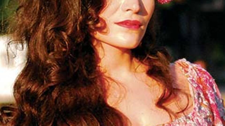 Assolistlere taş çıkardı!