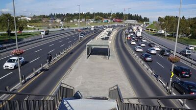 Bu metrobüs durağı diğerlerinden farklı!