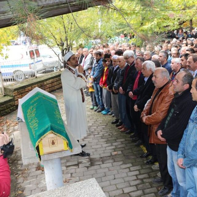 Sena ile Gözde'yi ölüm bile ayıramadı