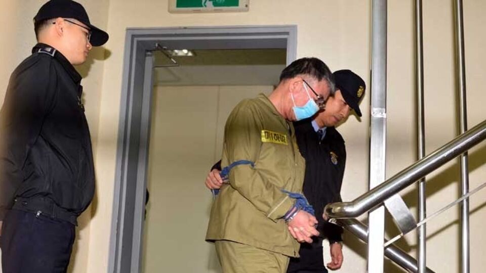 Batan geminin kaptanına idam istemi