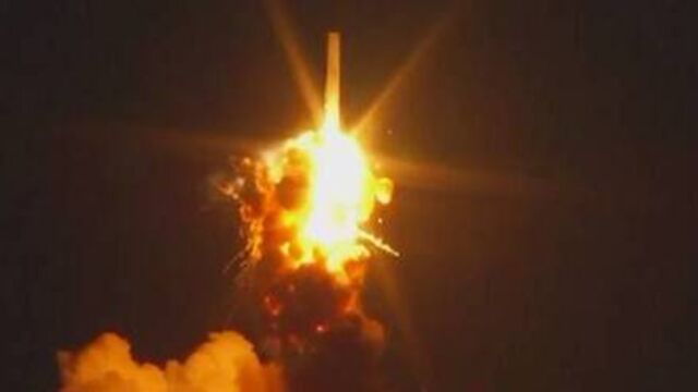 NASA'nın roketi infilak etti