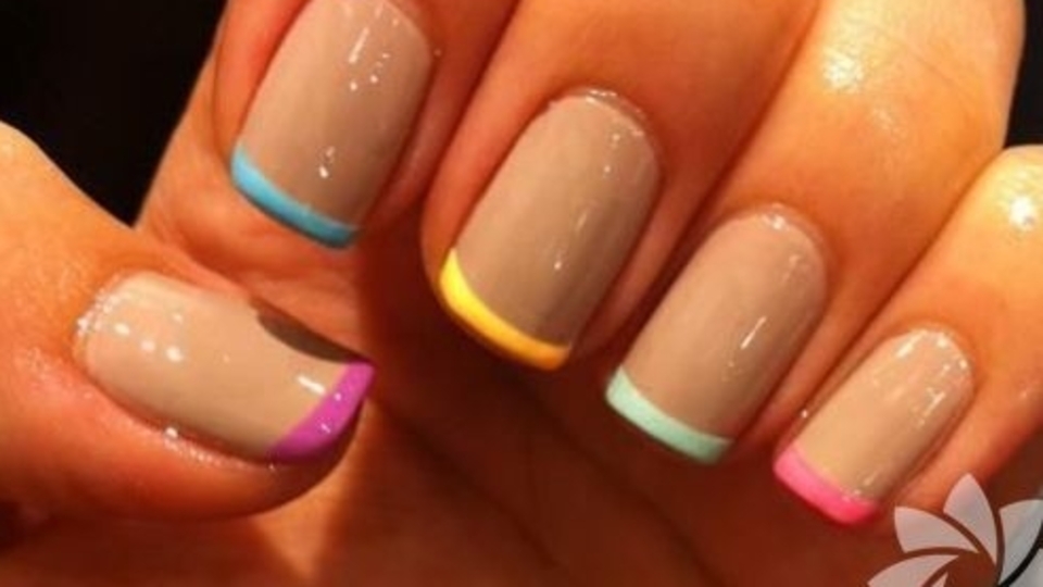 Birbirinden renkli french ojeler