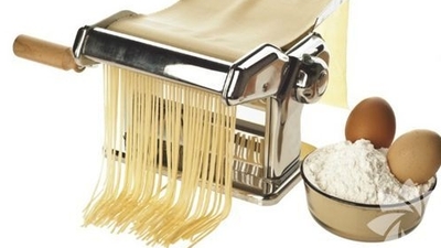 Evde erişte yapımı