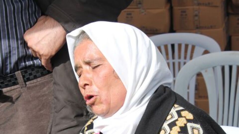 Oğlu madende mahsur kalan Ayşe Gürses'in yürek yakan feryadı!