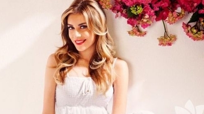 Sinem Kobal ve diş tellerine dair her şey