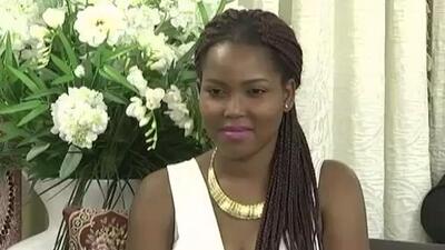 Adnan Oktar'ın çikolata renkli kediciği