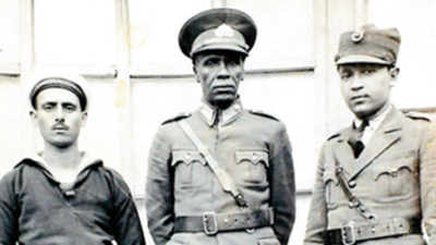 İlk siyahi pilot bir Türk'tü