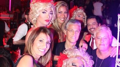 Anneye sürpriz parti!