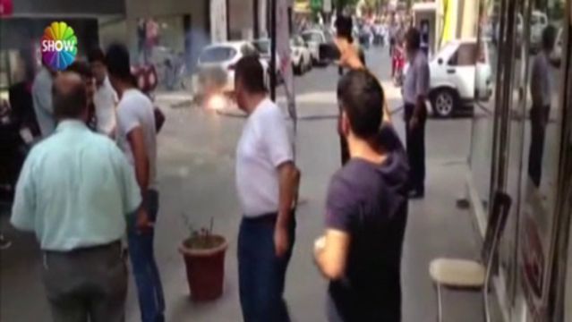 Esenyurt'ta yüksek gerilim!