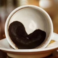 Son zamanların yeni trendi "cepte kahve falı"