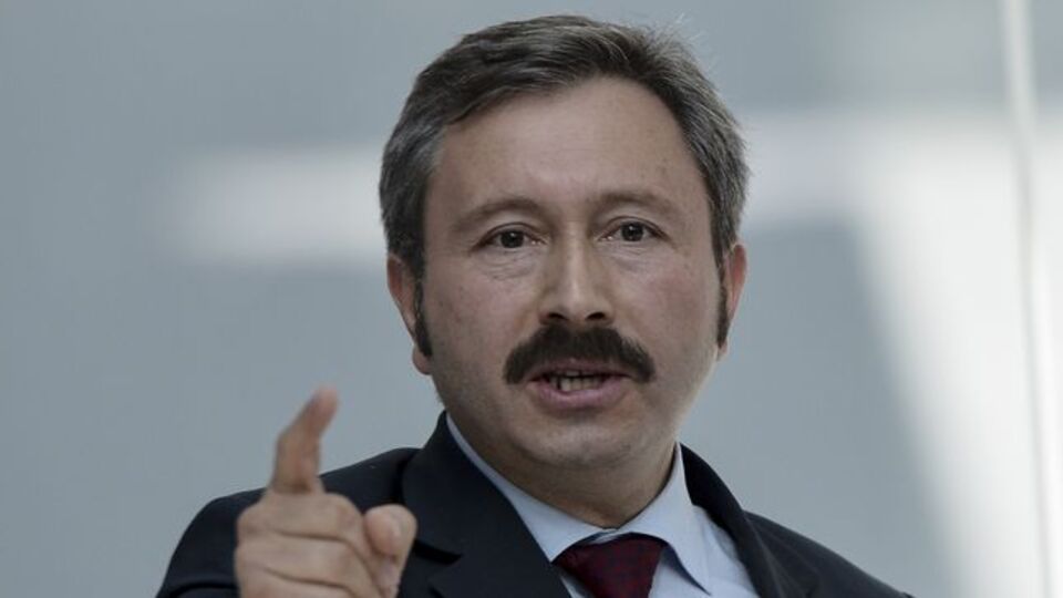 Dün kurulan Demokratik Gelişim Partisi'nden ilk istifa geldi!