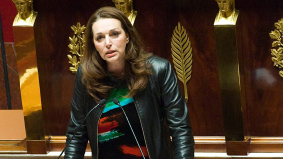 Fransız vekil Valerie Boyer yine sahnede