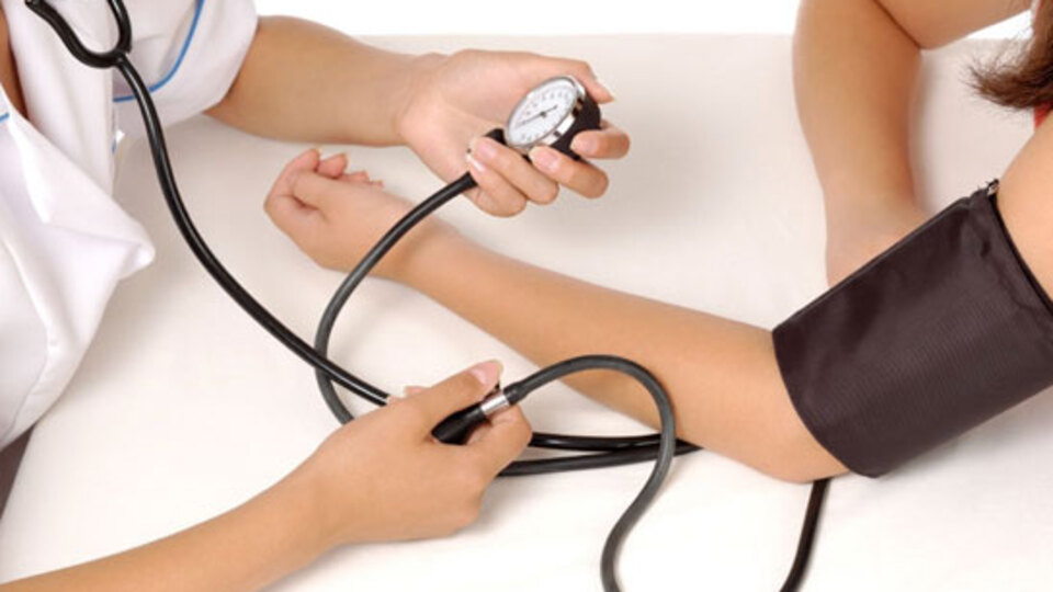 Düşmeyen tansiyonun nedeni uyku apnesi olabilir!