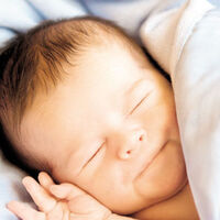 Yenidoğan bebek bakımının püf noktaları