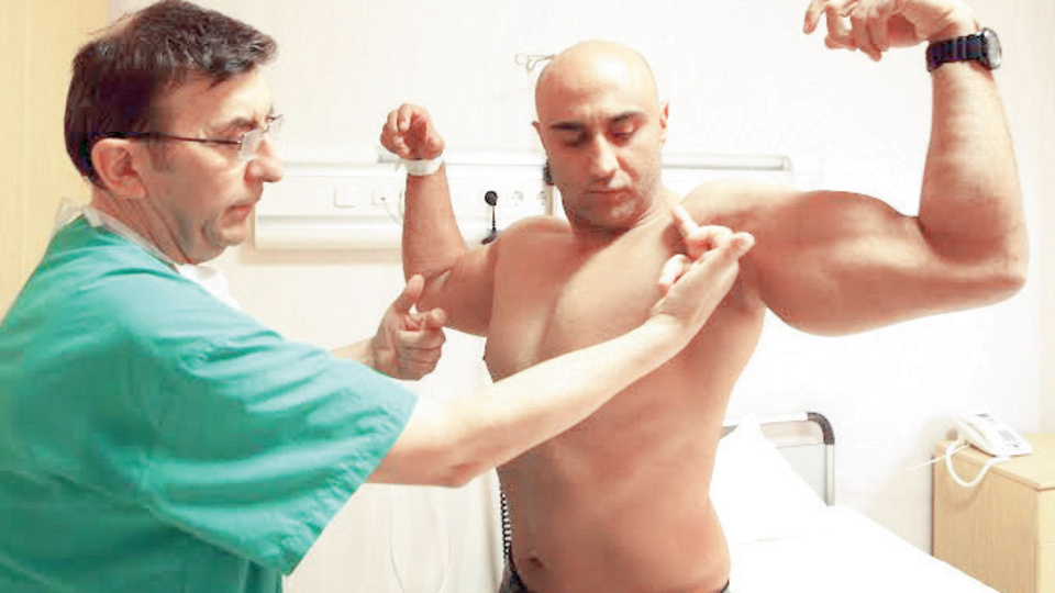 Bay vücuda kas nakli