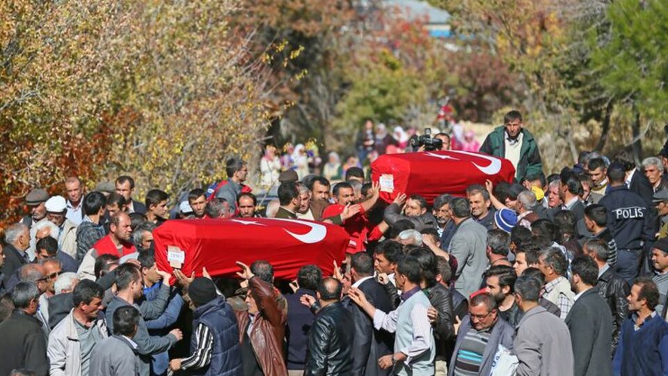 Kimlikleri belirlenen 2 işçi için tören düzenlendi