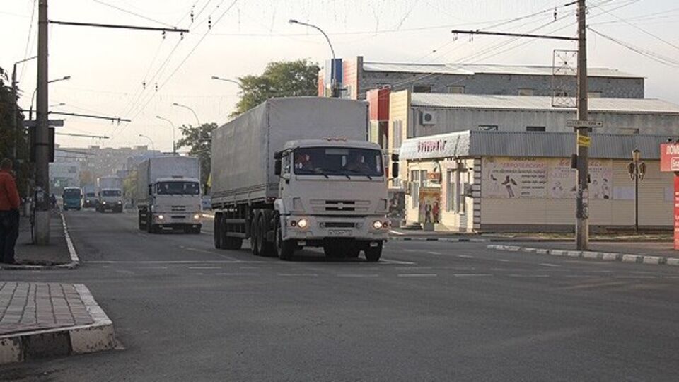 AGİT Ukrayna'ya giren konvoyda silah buldu