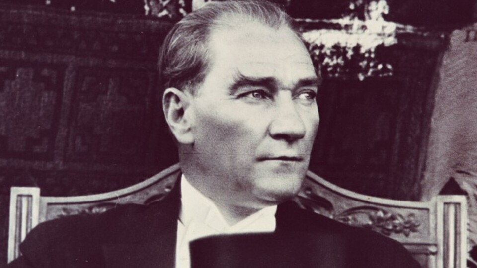Atatürk 1881'de doğmadı!