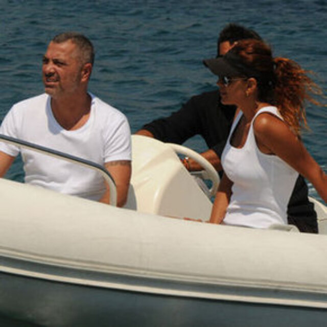 Emel Acar terapiye başladı